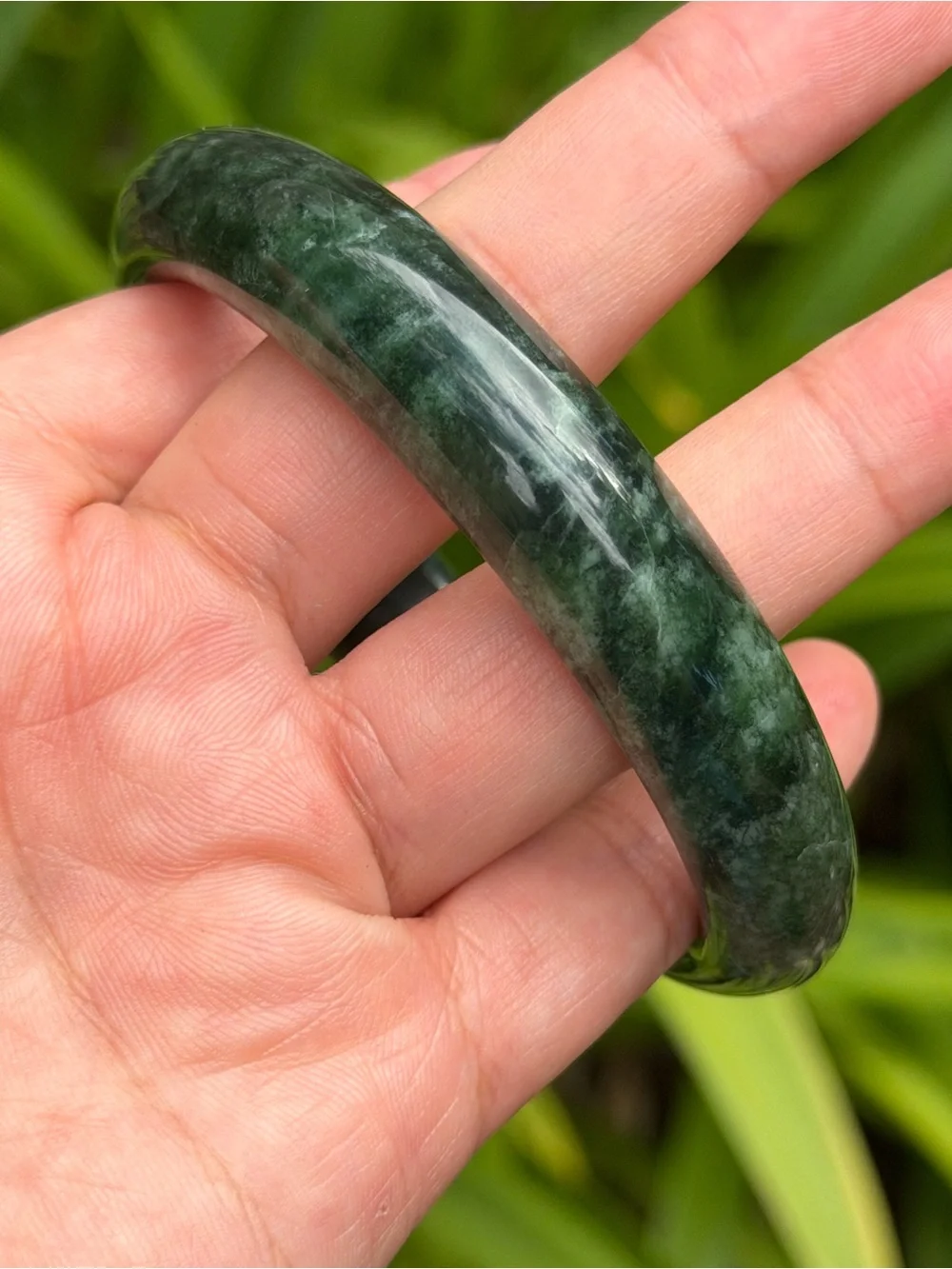 Green Jadeite Bangle Bracelet - Elegant Women’s Jewelry Palo